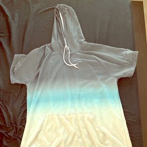 Hooded shirt